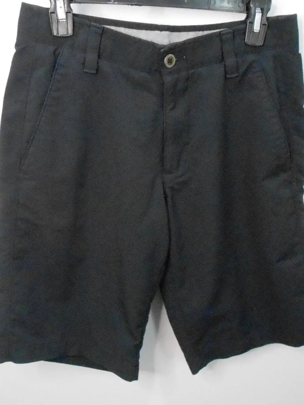 Men's Under Armour Black Loose Fit HeatGear Golf Hike Dress Shorts Chino Size-30